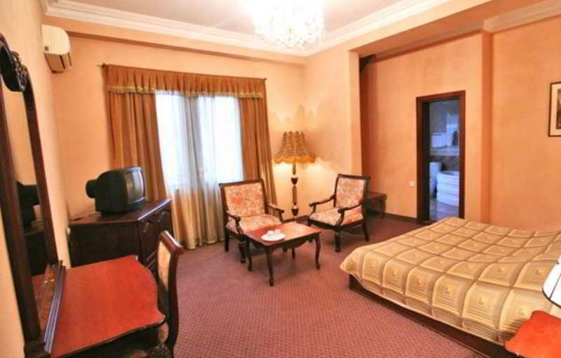 Hotel Sympatia Тбілісі Екстер'єр фото
